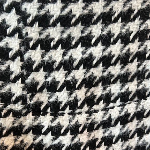 NWT for Love & Lemons Mini  Houndstooth Women's Skirt (sz M) - Picture 4 of 5